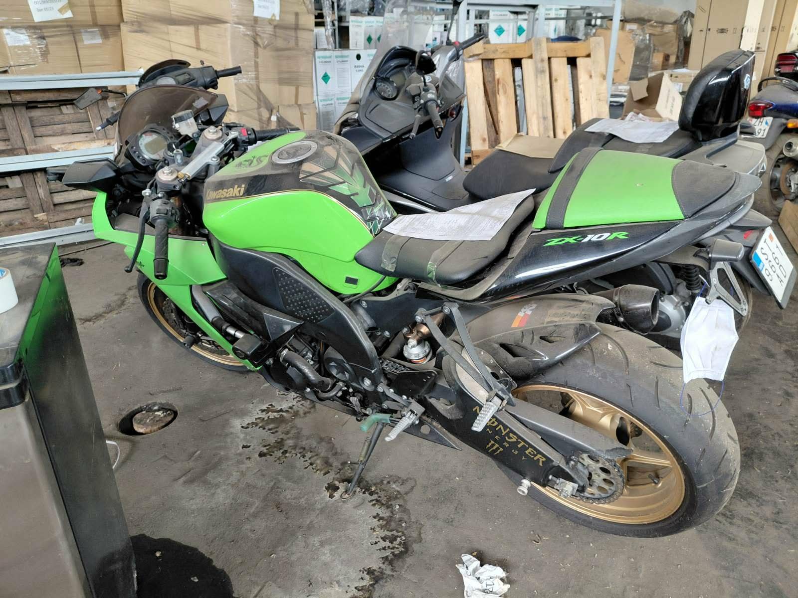 MOTORCYCLE KAWASAKI